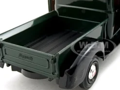 1941 Plymouth Pickup Green 1/24 Diecast Model Car Motormax 73278
