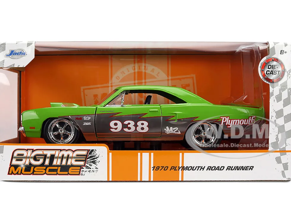 1970 Plymouth Road Runner #938 Green and Gray Metallic "Bigtime Muscle" Series 1/24 Diecast Model Car by Jada