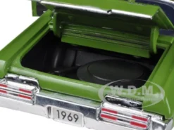 1969 Pontiac GTO Judge Green 1/18 Diecast Car Model Motormax 73133