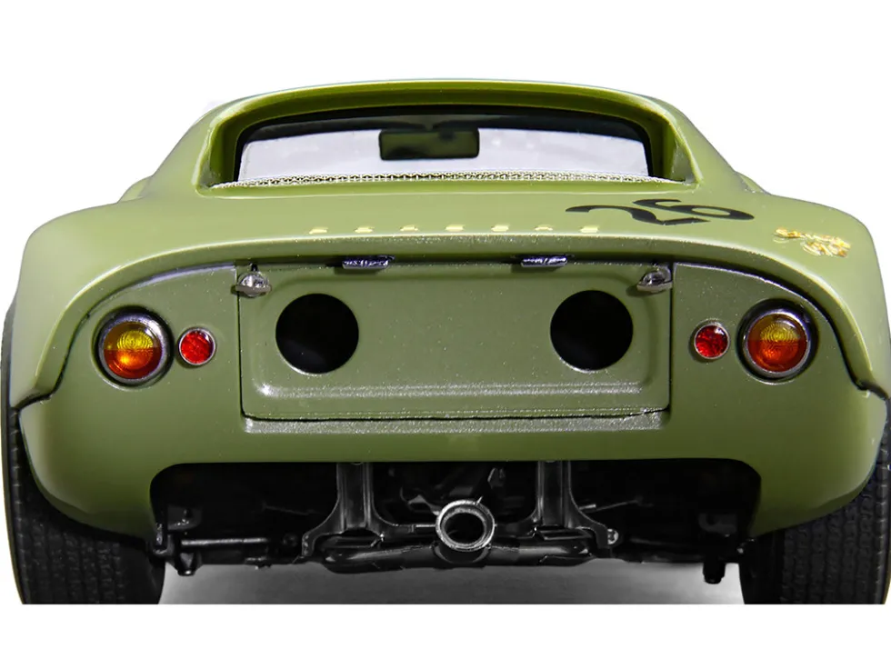 Porsche 904 Carrera GTS #26 Innes Ireland "Silverstone International Grand Touring" (1964) Limited Edition to 1000 pieces Worldwide 1/18 Diecast Model Car by CMC