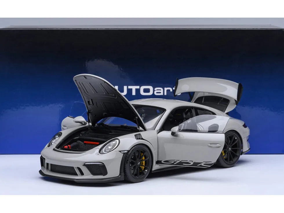Porsche 911 (991.2) GT3 RS Crayon Gray 1/18 Model Car by Autoart