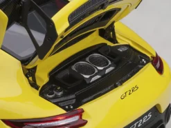 Porsche 911 991.2 GT2 RS Weissach Package Racing Yellow Carbon Stripes 1/18 Model Car Autoart 78172