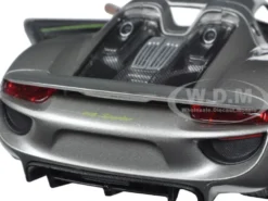 Porsche 918 Spyder Silver Closed Roof 1/24 Diecast Model Car Welly 24055