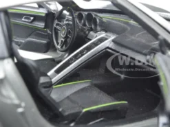 Porsche 918 Spyder Silver Closed Roof 1/24 Diecast Model Car Welly 24055