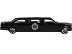 Presidential Limousine Black with Sunroof United States President Diecast Model Daron RT5739