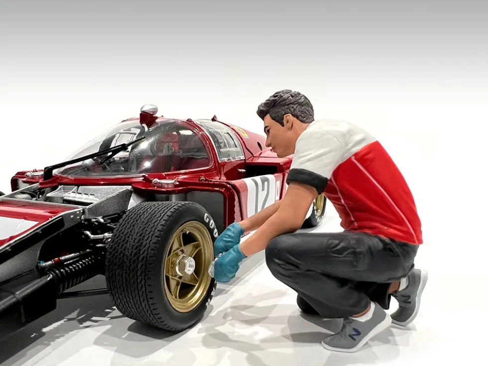 Race Crew Figure #5 for 1/18 Scale Models by American Diorama
