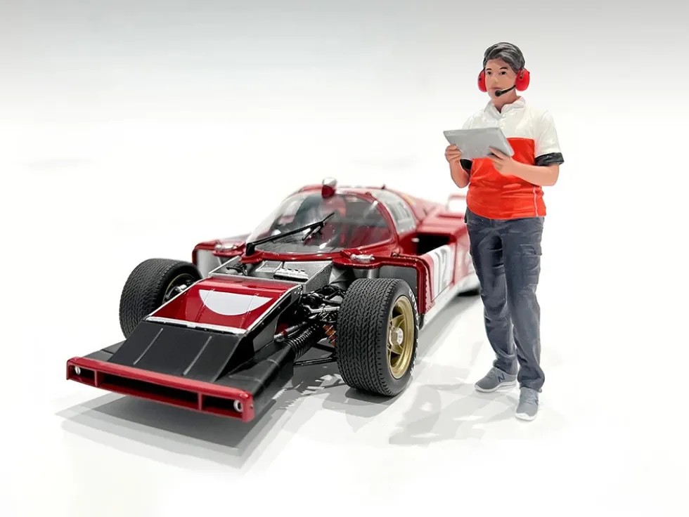 Race Crew Figure #3 for 1/18 Scale Models by American Diorama