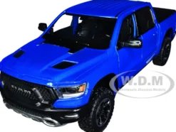 2019 RAM Rebel 1500 Crew Cab Pickup Truck Blue Metallic American Classics Series 1/24 1/27 Diecast Model Car Motormax 79358BL
