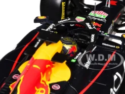 Red Bull Racing RB19 #1 Max Verstappen "Oracle" Winner Formula One F1 Championship "Drivers' Champion" (2023) with Display Case 1/24 Diecast Model Car by Bburago