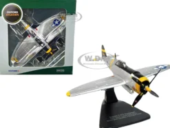 Republic P 47D Thunderbolt Fighter Plane USAAF Captain Daniel Boone 333rd Fighter Squadron 318th Fighter Group Oxford Aviation Series 1/72 Diecast Model Airplane Oxford Diecast AC117