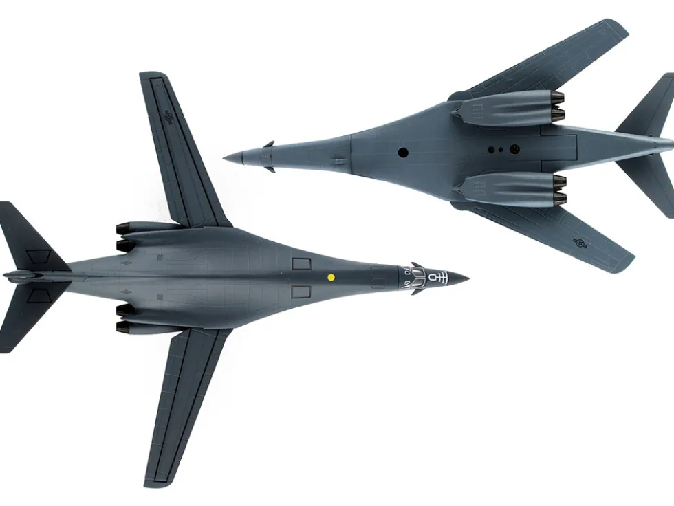 Rockwell International B 1B Lancer Bomber Aircraft Boss Hawg United States Air Force 1/221 Diecast Model Airplane Postage Stamp PS5404-2