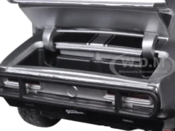 Roman's Chevrolet Camaro Z/28 Silver "Fast & Furious 7" Movie 1/24 Diecast Model Car Jada 97166