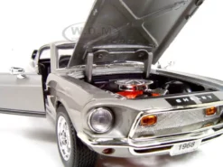1968 Shelby GT 500KR Silver 1/18 Diecast Model Car Road Signature 92168