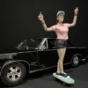 Skateboarders Figurines 4 piece Set for 1/24 Scale Models American Diorama 38340 38341 38342 38343