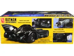 Skill 2 Model Kit Batmobile Resin Batman Figurine Batman 1989 1/25 Scale Model AMT AMT1107 M