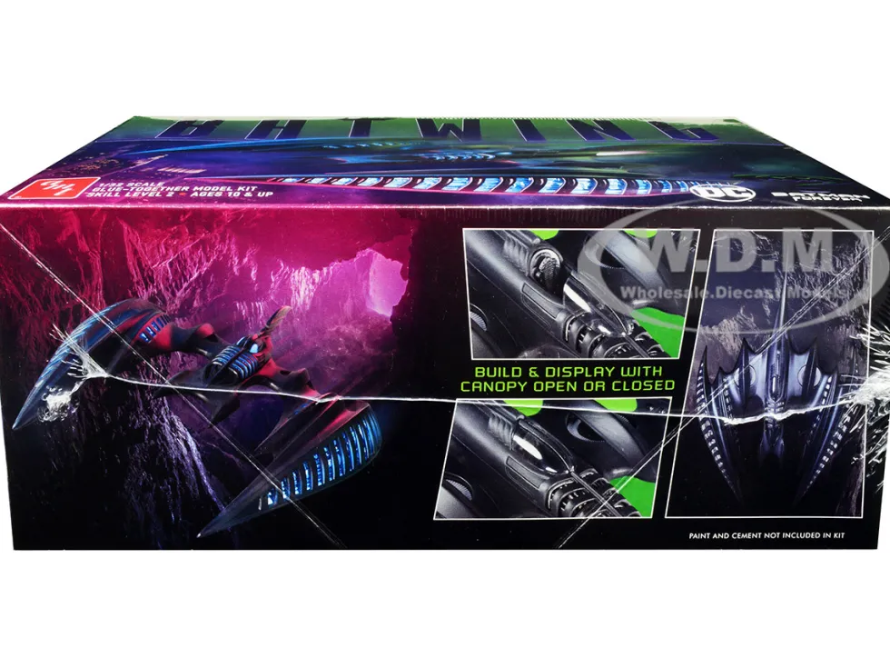 Skill 2 Model Kit Batwing Batman Forever 1995 Movie 1/32 Scale Model AMT AMT1290