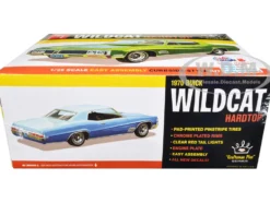 Skill 2 Model Kit 1970 Buick Wildcat Hardtop Craftsman Plus Series 1/25 Scale Model AMT AMT1379
