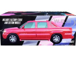 Skill 2 Model Kit 2005 Cadillac Escalade EXT 1/25 Scale Model AMT AMT1317