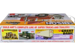 Skill 3 Model Kit Chevrolet Bison Truck Tractor 1/25 Scale Model AMT AMT1390