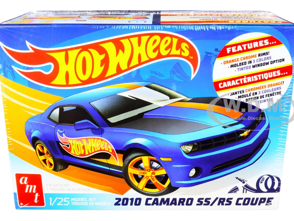 Skill 2 Model Kit 2010 Chevrolet Camaro SS/RS Coupe Hot Wheels 1/25 Scale Model AMT AMT1255 M
