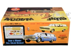 Skill 2 Model Kit 1965 Chevrolet Chevelle Surf Wagon Two Surf Boards 4 in 1 Kit 1/25 Scale Model AMT AMT1131