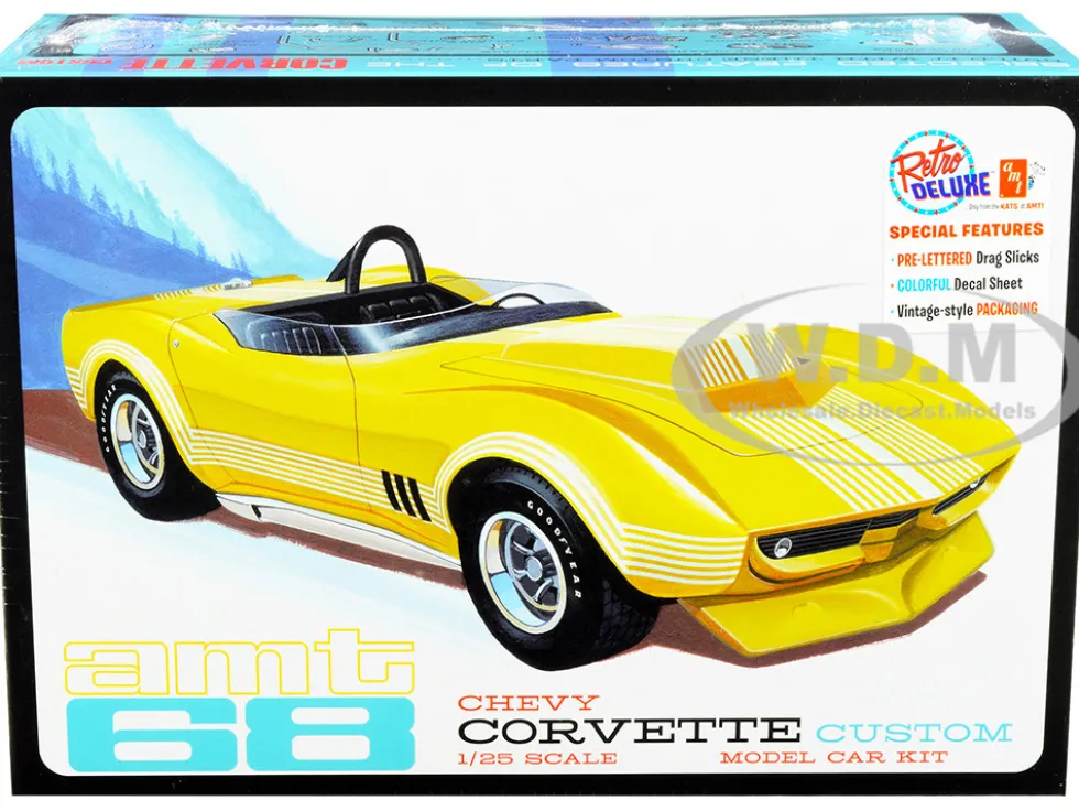 Skill 2 Model Kit 1968 Chevrolet Corvette Custom 1/25 Scale Model AMT AMT1236