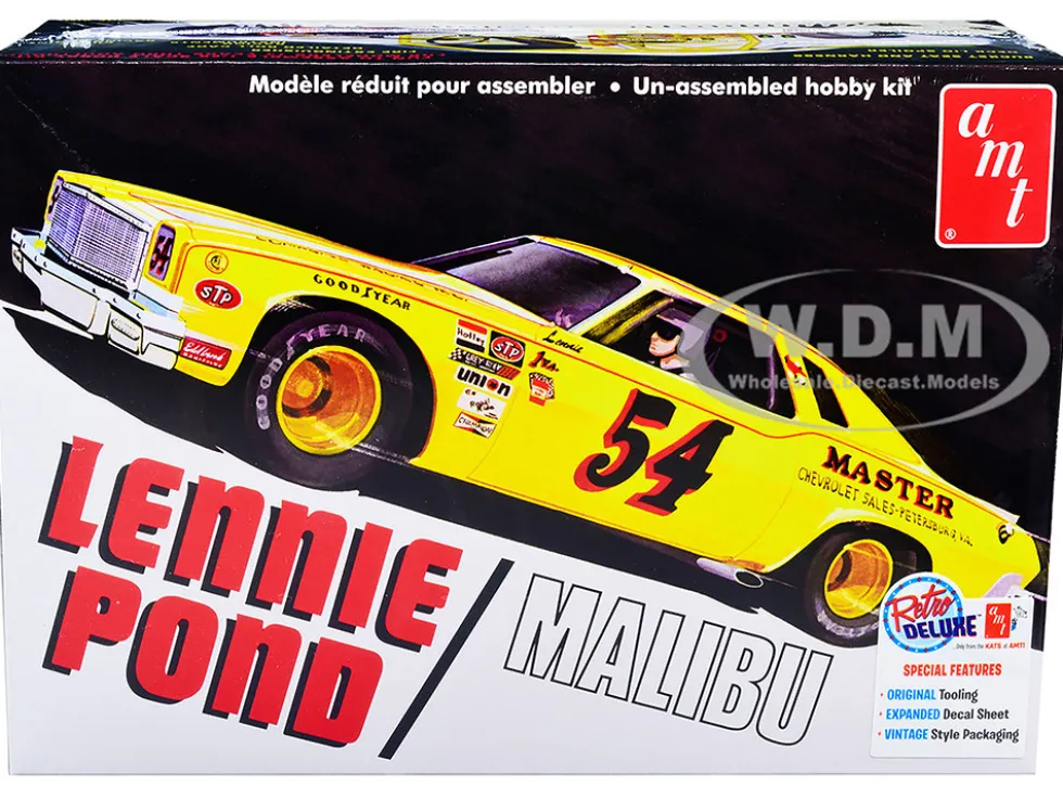 Skill 2 Model Kit 1974 Chevrolet Malibu Stock Car #54 Lennie Pond 1/25 Scale Model AMT AMT1352