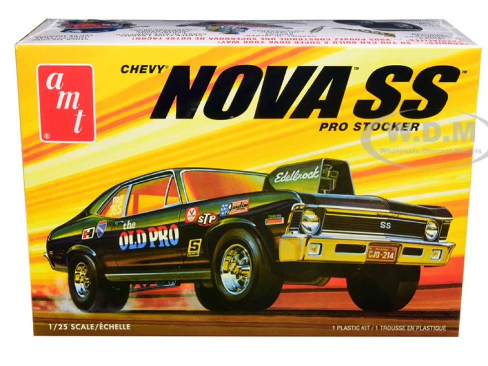 Skill 2 Model Kit 1972 Chevrolet Nova SS Pro Stocker 1/25 Scale Model AMT AMT1142 M