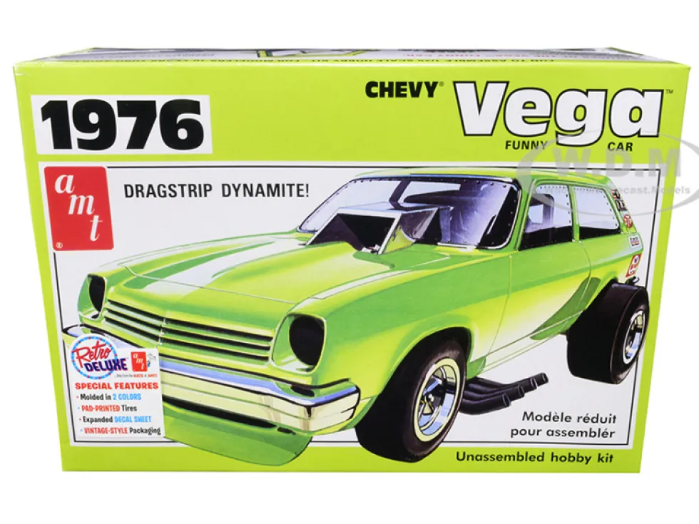 Skill 2 Model Kit 1976 Chevrolet Vega Funny Car 1/25 Scale Model AMT AMT1156