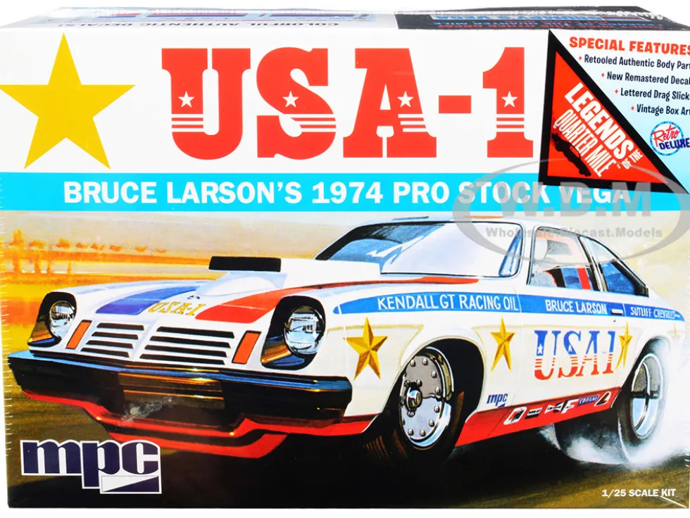 Skill 2 Model Kit 1974 Chevrolet Vega Pro Stock Bruce Larson USA-1 Legends of the Quarter Mile 1/25 Scale Model MPC MPC828