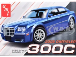 Skill 2 Model Kit 2005 Chrysler 300C 1/25 Scale Model by AMT