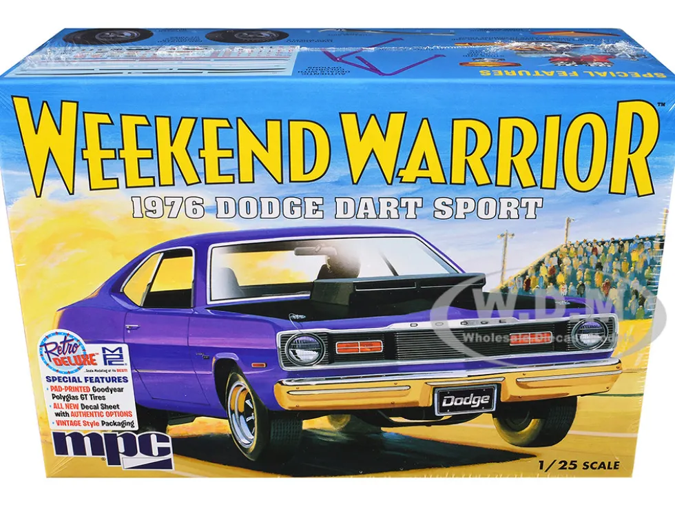 Skill 2 Model Kit 1976 Dodge Dart Sport "Weekend Warrior" 1/25 Scale Model by MPC