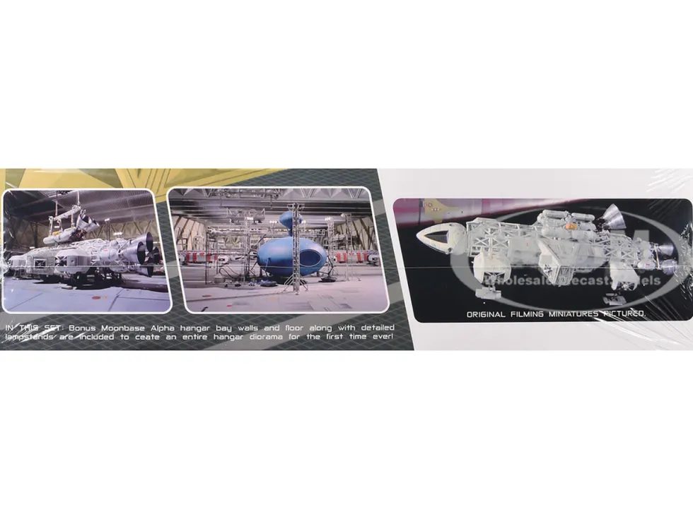 Skill 2 Model Kit Eagle Transporter Metamorph Edition "Space: 1999" (1975-1977) TV Series 1/48 Scale Model by MPC