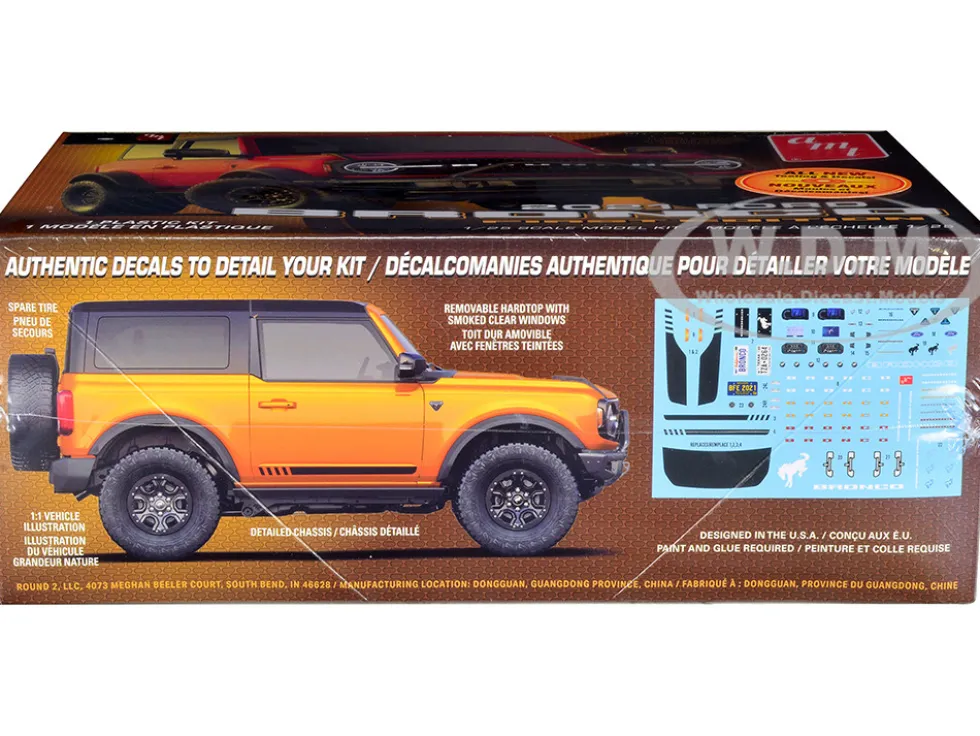 Skill 2 Model Kit 2021 Ford Bronco First Edition 1/25 Scale Model AMT AMT1343M