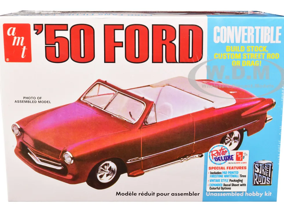 Skill 2 Model Kit 1950 Ford Convertible Street Rods 3 in 1 Kit 1/25 Scale Model AMT AMT1413
