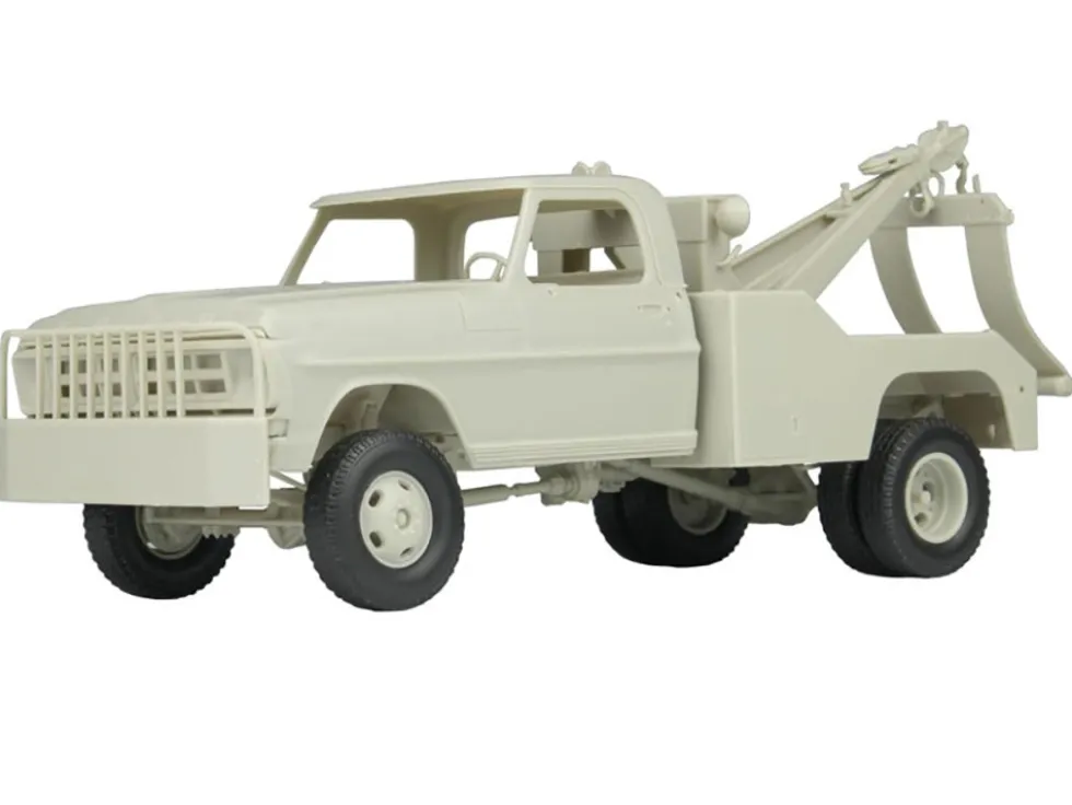 Skill 3 Model Kit 1972 Ford F-350 4x4 Tow Truck High Side Version 1/25 Scale Model by Moebius