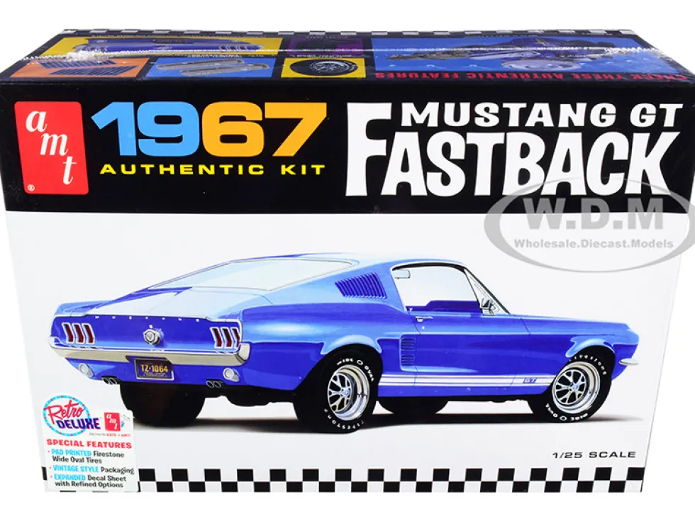Skill 2 Model Kit 1967 Ford Mustang GT Fastback 1/25 Scale Model AMT AMT1241