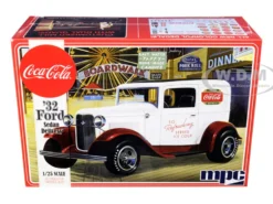 Skill 3 Model Kit 1932 Ford Sedan Delivery Coca Cola 1/25 Scale Model MPC MPC902