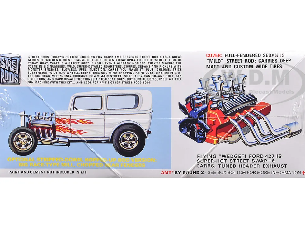Skill 2 Model Kit 1932 Ford Tudor Sedan "Street Rods" Series 1/25 Scale Model by AMT