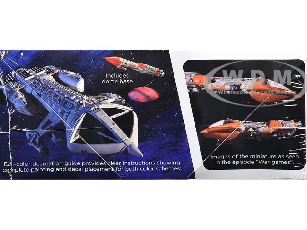 Skill 2 Model Kit Hawk Mark IX Spacecraft "Space: 1999" (1975-1977) TV Series 1/72 Scale Model by MPC