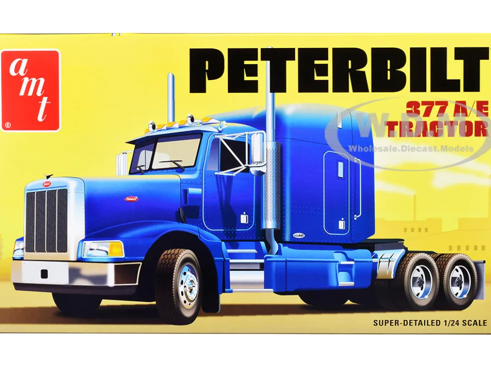 Skill 3 Model Kit Peterbilt 377 A E Truck Tractor 1/24 Scale Model AMT AMT1337