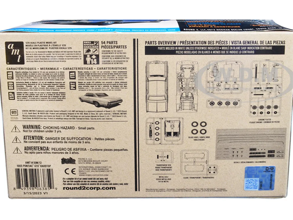 Skill 2 Model Kit 1965 Pontiac GTO Hardtop Craftsman Plus Series 1/25 Scale Model AMT AMT1410M