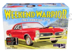 Skill 3 Model Kit 1967 Pontiac GTO Weekend Warrior 3 in 1 Kit 1/25 Scale Model MPC MPC918 M