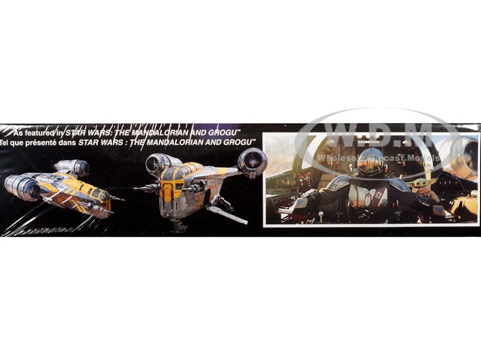 Skill 2 Model Kit Razor Crest Spaceship "Star Wars: The Mandalorian" 1/72 Scale Model by AMT