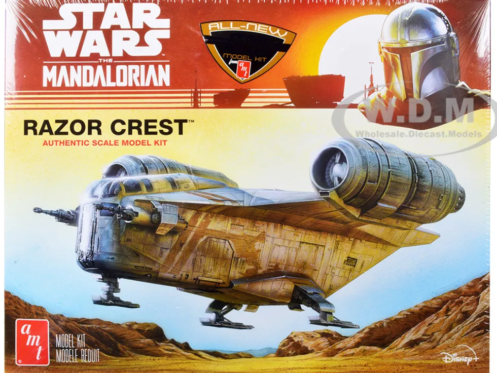 Skill 2 Model Kit Razor Crest Spaceship Star Wars: The Mandalorian 1/72 Scale Model AMT AMT1273