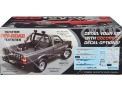Skill 2 Model Kit 1992 Toyota 4x4 Pickup Truck 2023 1/20 Scale Model AMT AMT1425