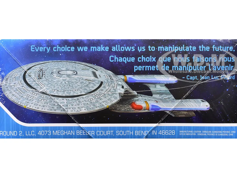Skill 2 Model Kit U.S.S. Enterprise NCC-1701-D Space Ship "Star Trek: The Next Generation" (1987) TV Series 1/2500 Scale Model by AMT