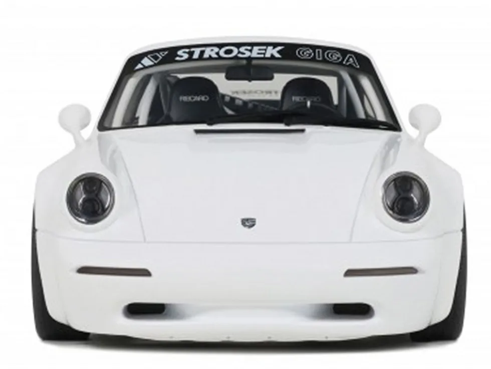 2024 Strosek GIGA (Porsche 911) White 1/18 Model Car by GT Spirit