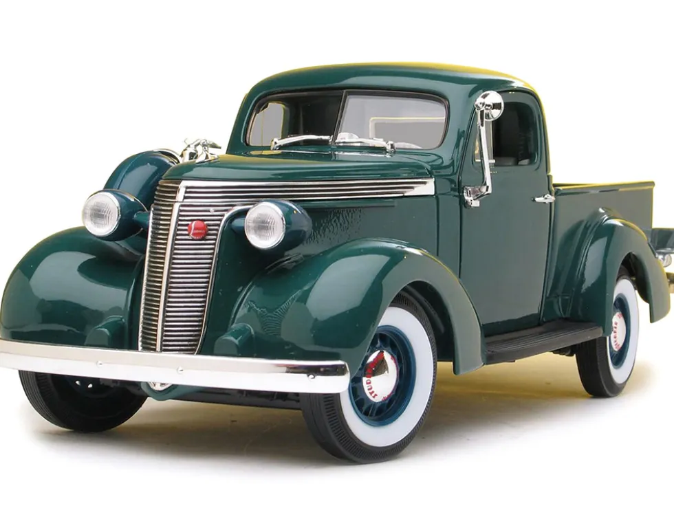 1937 Studebaker Pickup Express Green 1/18 Diecast Model Car Road Signature 92458