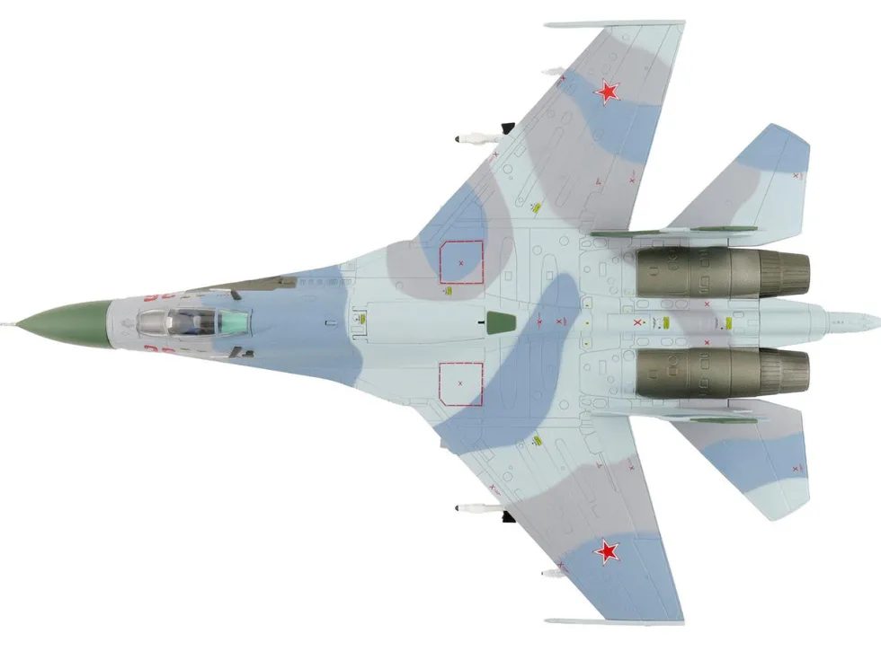 Sukhoi Su-27 Flanker-B Fighter Aircraft "Red 36, Barents Sea, 941st IAP" (1987) Soviet Air Force "Air Power Series" 1/72 Diecast Model by Hobby Master